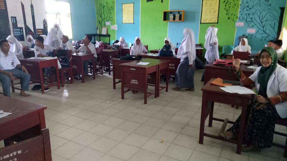 Puskemas Kambang lakukan penjaringan  Kesehatan peserta didik kelas X SMA N 1 Lengayang 