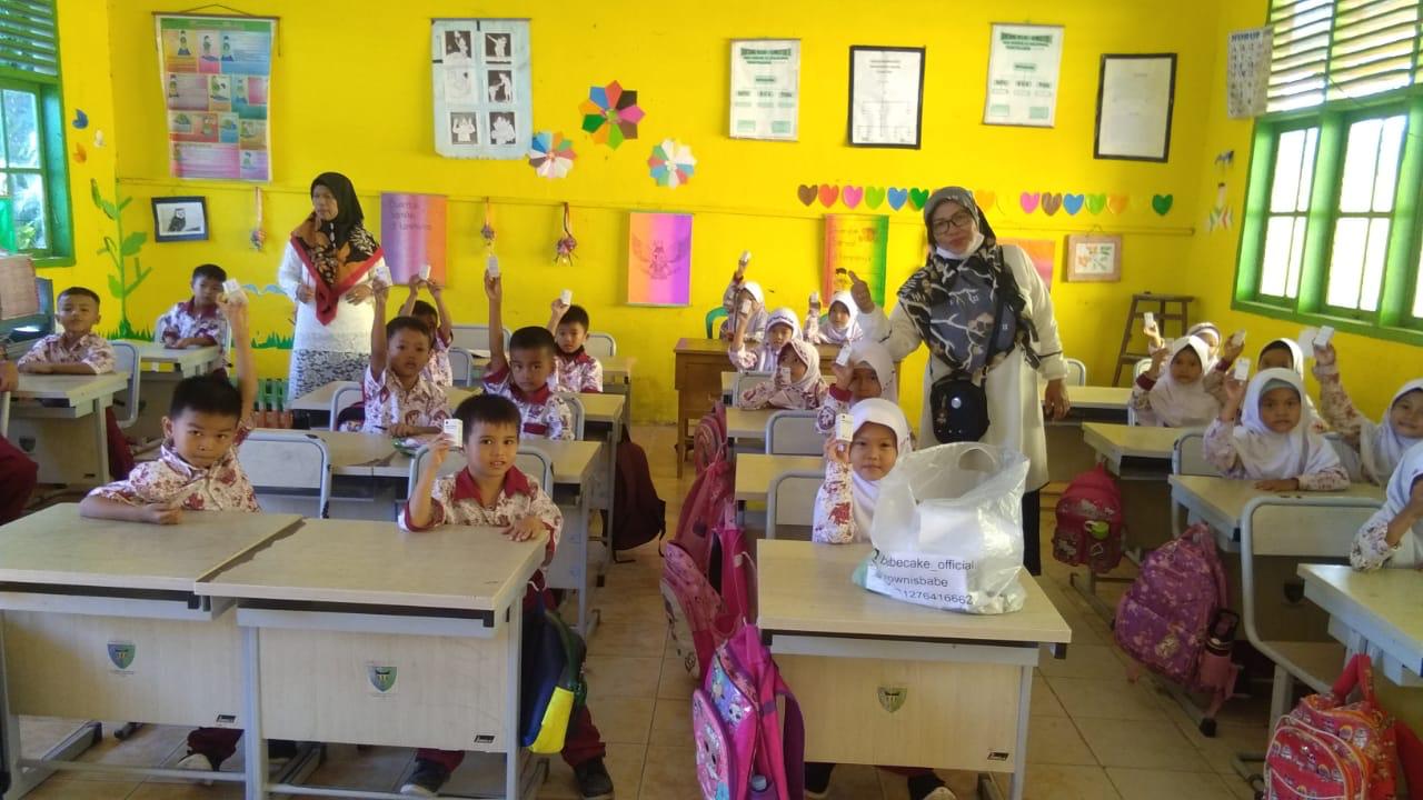 Pendistribusian Obat Cacing ke sekolah Dasar di wilayah kerja Puskesmas Tapan 