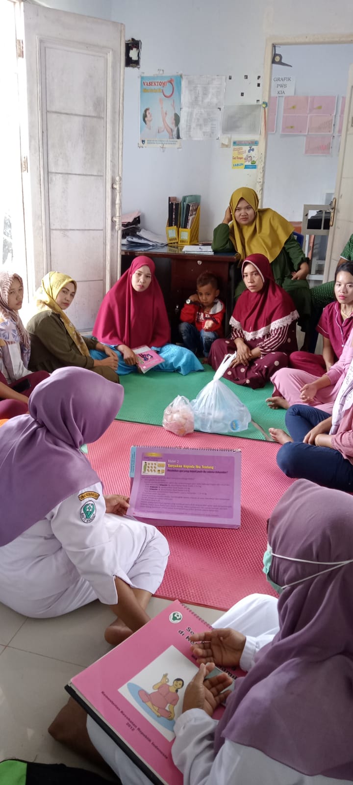 Kelas ibu hamil kampung Lanpanjang, wilayah kerja puskesmas Surantih 