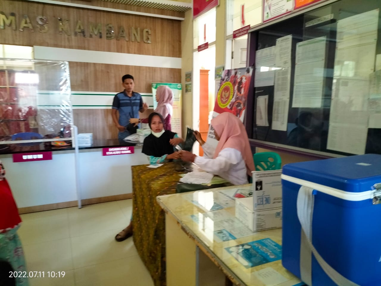 Pelaksanaan Vaksin Booster Puskesmas Kambang