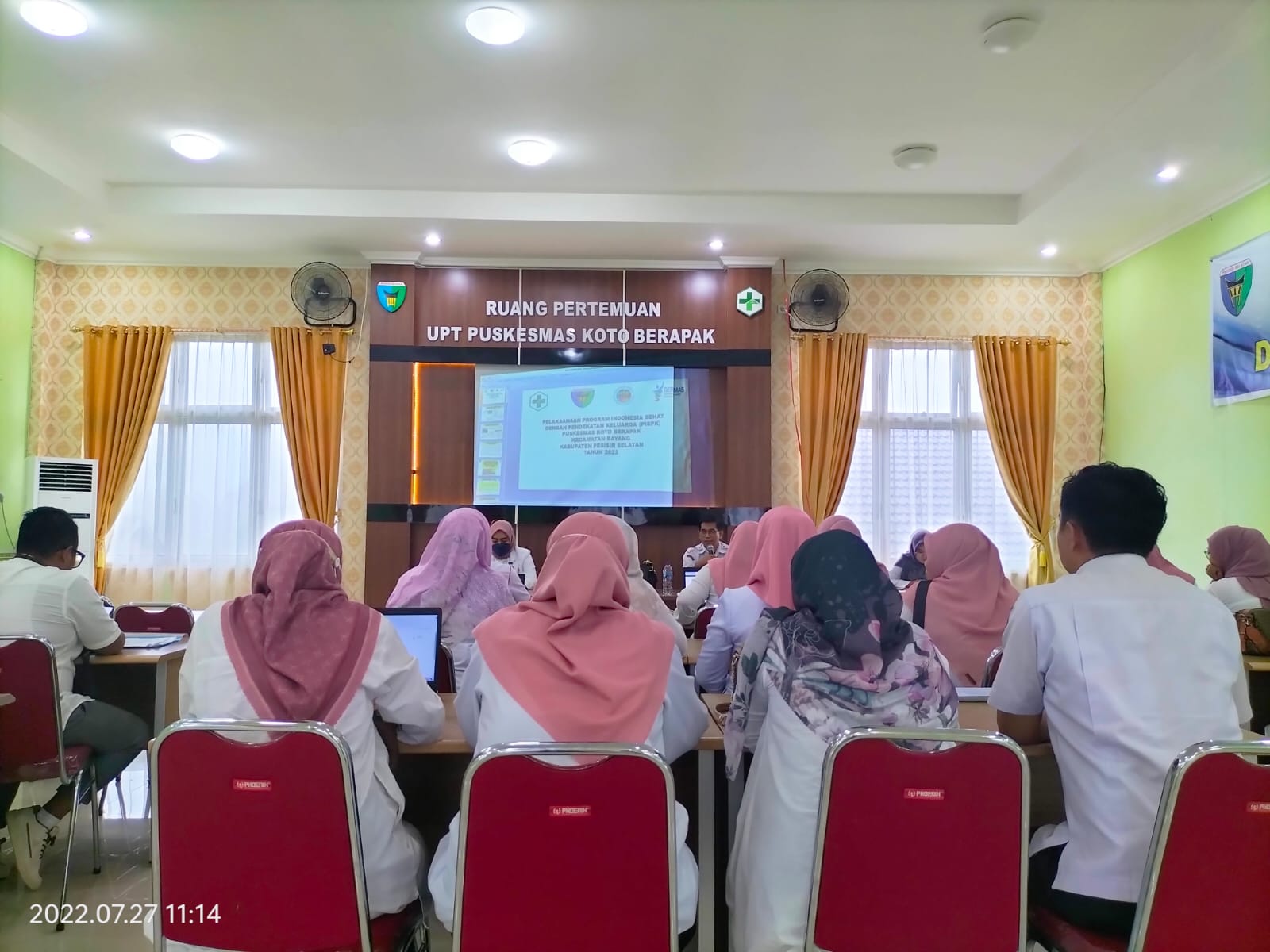 Kaji Banding Pusk Kambang  Pelaksanaan Program Indonesia Sehat dengan Keluarga (PISPK) ke Pusk Koto 
