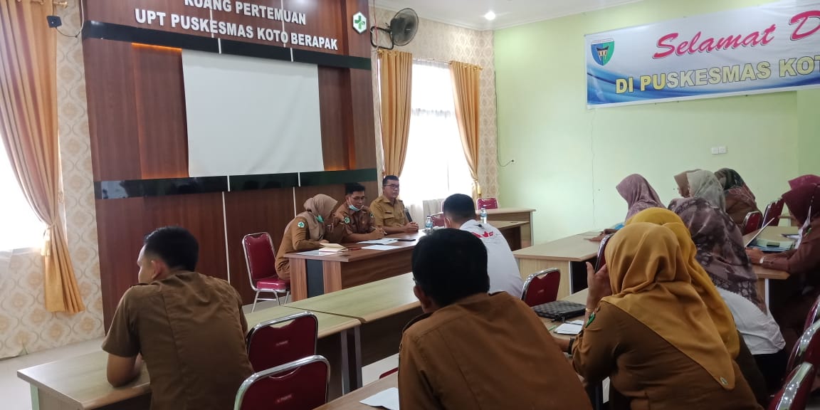 Puskesmas Koto Berapak Kecamatan Bayang dikunjungi oleh bapak Kepala Dinas Kesehatan Kabupaten Pesis