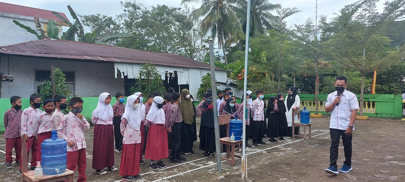 Pembinaan PHBS Anak SD di Wilayah Kerja Puskesmas Koto Berapak